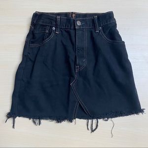 Levi’s Black Denim Skirt